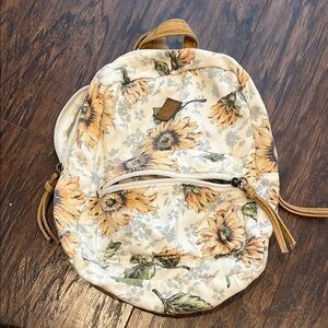 O'Neill Cream and Yellow Vintage Backpack